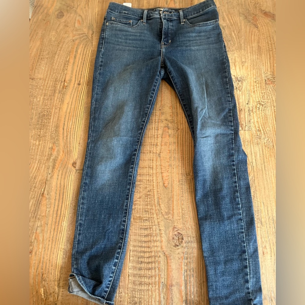 Levi’s 311 jeans